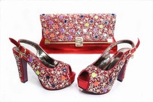 Красивые красные женские туфли-лодочки с большим украшением из кристаллов, африканская обувь, комплект сумок для платья X18, каблук 12 см 2024 - купить недорого
