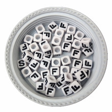 Contas de plástico de letras acrílicas, 7x7mm, contas de alfabeto de impressão única inicial f, faça você mesmo, contas quadradas 2024 - compre barato