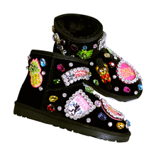 Черная зимняя обувь; Блестящие женские кристаллами обувь на теплом меху; Зимние сапоги на плоской подошве с 2018 ручной работы Bling Стразы Женские ботильоны большие Размеры 2024 - купить недорого