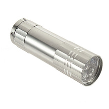 Luz Brillante superior fuente de alimentación estable al aire libre Mini aluminio portátil Ultra luz negra 9 LED linterna antorcha lámpara 2024 - compra barato