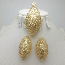 Conjunto de joias de pérolas douradas, conjunto de joias da moda com cores douradas estilo dubai, romântico, design longo 2024 - compre barato