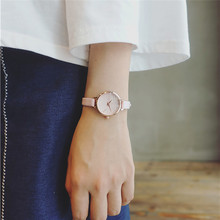 Модные стильные роскошные деловые кожаные часы, женские маленькие Кварцевые аналоговые наручные часы с небольшим циферблатом, Часы montre 2024 - купить недорого