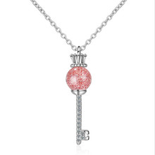 Coroa romântica nova moda requintada 925 prata esterlina joia rosa pêssego chave morango cristal pingente colares h396 2024 - compre barato