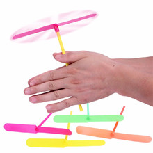 10/20/30/40pcs Novelty Plastic Bamboo Dragonfly Propeller Baby Kids Outdoor Toy Tradition Classic Nostalgic Toys Flying Arrows 2024 - buy cheap