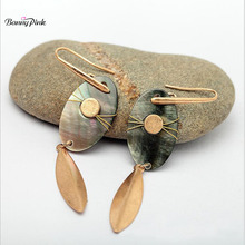 Banny-pendientes colgantes de concha Natural para mujer, color rosa, regalo étnico, Metal Geo, Pendientes colgantes hechos a mano, aretes de gota con cable 2024 - compra barato