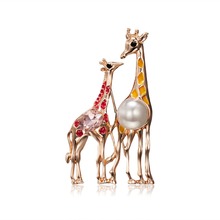 Fashion Enamel Giraffe Christmas Deer Brooches For Women Cute Animal Pin Gold Color Jewelry Kids Coat Dress Accessories Gifts 2024 - buy cheap