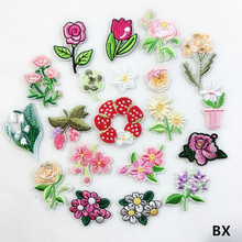 New arrival 10 pcs Medium Small size Flowers Embroidered patches iron on clothing bag Motif Applique embroidery accessory diy 2024 - buy cheap
