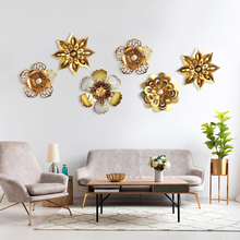 Artesanías de hierro forjado dorado de lujo para decoración de pared del hogar, pegatinas de pared de estilo americano 3D para sala de estar, Mural de decoración de pared de flores falsas 2024 - compra barato