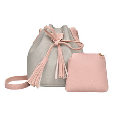 Модная женская сумка-ведро из искусственной кожи, простая сумка-мессенджер с кисточками, сумка через плечо высокого качества, простая сумка-тоут через плечо 2024 - купить недорого
