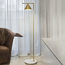 Lámpara de suelo nórdica para sala de estar, diseño minimalista y moderno con personalidad creativa, ideal para estudio de oro, vertical 2024 - compra barato
