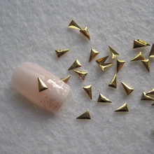 MD-627 30 шт украшения для ногтей 3*4 мм Металлические золотые длинные Треугольные металлические украшения для ногтей 2024 - купить недорого