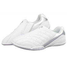 USHINE-Zapatillas deportivas de Wushu KungFu Taichi para niños y hombres, zapatos de Taekwondo transpirables de alta calidad, color blanco, para Karate, artes marciales y lucha libre 2024 - compra barato