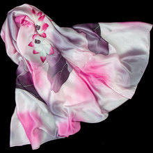 Женский шелковый шарф из 100% шелка, бандана с ручной росписью в виде лотоса, Шелковый Хиджаб, большой квадратный шелковый шарф, хит продаж, роскошный подарок для женщин, 2019 2024 - купить недорого