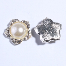 Botones de perlas de alta calidad para decoración de ropa, botones de aleación de cristal plateado para boda, 10 Uds., 20MM 2024 - compra barato