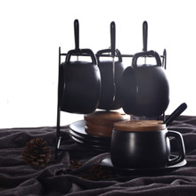 Xícara de café preto com tampa e colher, conjunto de chá europeu pela tarde com xícara de café & pires conjuntos de casa escritório de cerâmica 2024 - compre barato