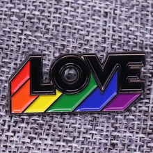 Радужный значок Love LGTB для геев 2024 - купить недорого