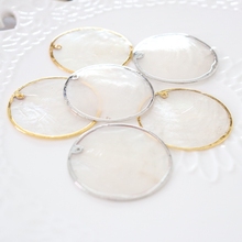 40MM 20Pcs 100% Gold Side Nickel Side Natural Mirror Shell Flat Round Shape Freshwater Shell Charms Jewelry Pendants 2024 - buy cheap