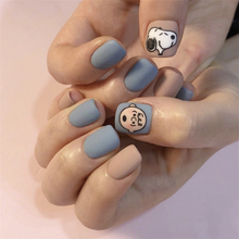 Матовый крем хит чистый цвет с синим собачьим мультяшным рисунком поддельные ногти японский короткий размер женские полные ногти 24 шт накладные ногти 2024 - купить недорого