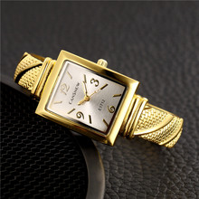 Часы наручные женские кварцевые, брендовые модные повседневные, с браслетом, аналоговые 2024 - купить недорого