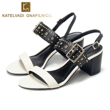 KATELVADI Sandálias Moda Verão Praça Sapatos de Salto Mulheres de Verão Sapatos de Couro Branco PU 6 CM de Salto Alto Sapatos de Casamento K-347 2024 - compre barato