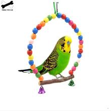 Натуральные Деревянные попугаи, качающаяся игрушка-жердочка для птиц, подвесная клетка с разноцветными бусинами, колокольчики, игрушки для птиц, 3615 2024 - купить недорого