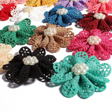 10 pçs/lote 5.5cm 16 cores recém nascido mini oco para fora flores com pérola para meninas acessórios de cabelo tecido flores para crianças headbands 2024 - compre barato