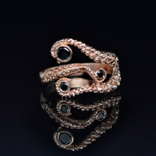 Щупальце кольцо осьминог, кольцо соблазнительное щупальце кольцо в покрытие с ионным напылением из розового золота и черный Стразы по осьминог, регулируемые по размеру 2024 - купить недорого