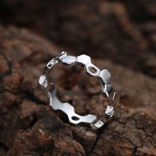 Женские кольца Chandler, золотистые кольца с геометрическим рисунком, ювелирные украшения для женщин 2024 - купить недорого