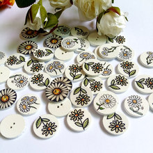 Botones de madera mezclados de 20mm, 2 agujeros, flor blanca, patrón redondo, botones decorativos, costura, álbum de recortes para bricolaje, 50 Uds. 2024 - compra barato