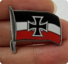 Pino da segunda guerra mundial com bandeira alemã 2024 - compre barato