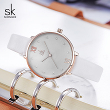Часы Shengke женские кварцевые с жемчужным циферблатом, креативные наручные, с белым кожаным ремешком, подарок на день, # K8034, 2020 2024 - купить недорого