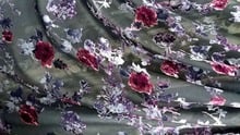 Tela de seda jacquard con estampado de flores violetas tejido de 100% de tul tejido de algodón tejido de terciopelo diy de costura tela para coser cyi terciopelo adhesivo tela peluche purpura vestidos algodon estampada 2024 - compra barato