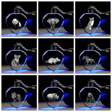 Llavero LED con forma de corazón para hombre y mujer, llaveros con forma de Animal, figuras de Anime, juguete de cristal, luz, regalos personalizados Unisex 2024 - compra barato