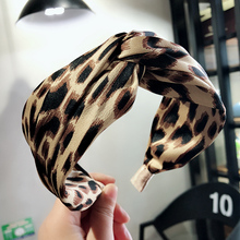 Bandana listrada com nó, acessório de cabeça para mulheres e meninas, faixa de cabelo larga com estampa de leopardo 2024 - compre barato