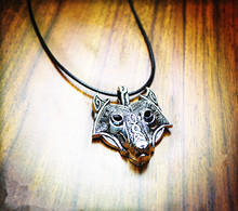 6pcs New 2019 Norse Vikings Pendant Necklace Norse Wolf Head Necklace Original Animal Jewelry Wolf Head hange Free shipping 2024 - buy cheap