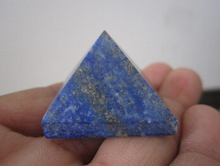 Pirâmide de cristal natural lothvermelho, pirâmide de decoração lápis-lazúli 30mm x 30mm 2024 - compre barato