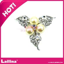 Fashion leaf brooch crystal pearl rhinestone brooch for garment brooch pin free shipping 2024 - buy cheap