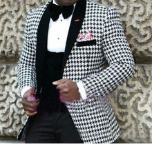 Classic slim Groomsmen  Shawl Lapel Groom Tuxedos Men Suits Wedding/Prom Best Man Blazer ( Jacket+Pants+Tie+Vest) B01 2024 - buy cheap