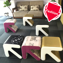Taburete creativo de moda para el hogar, mueble tipo flecha, taburete europeo para zapatos, silla pequeña, sofá, mesa, asiento para sala de estar 2024 - compra barato
