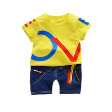 Conjunto de roupas de algodão para bebês, conjunto de roupas para bebês estilo lazer, conjuntos com calças e camisetas coloridas de fita, roupas infantis para meninos 2024 - compre barato