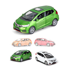 1/32 Diecasts & Toy Vehicles Honda FIT Car Model With Sound&Light Collection Car Toys For Boy Children Gift brinquedos 2024 - buy cheap