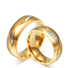Модное кольцо для женщин и мужчин золотого цвета обручальные свадебные кольца из нержавеющей стали 316l подарки 2024 - купить недорого