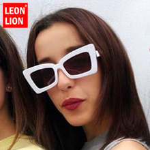 LeonLion 2021 Classic Color Film Sunglasss Women Retro Street Beat Eyeglasses Outdoor Driving Shopping Oculos De Sol Feminino 2024 - buy cheap