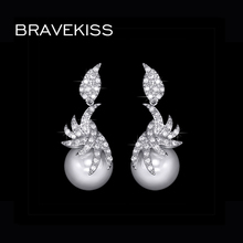 BRAVEKISS-pendientes de perla grande de imitación para mujer, aretes colgantes de flor de cristal para boda, aretes para mujer BUE0148 2024 - compra barato