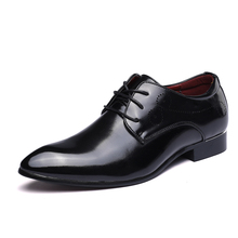 2018 Classic Oxford Shoes For Men Luxury Brand Mens Pointed Toe Dress Shoes Mens Patent Leather Black Shoes 2024 - buy cheap