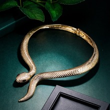 Gargantilla de serpiente para Mujer, collar de estilo gótico, joyería de Animal para fiesta, regalo de Halloween 2024 - compra barato