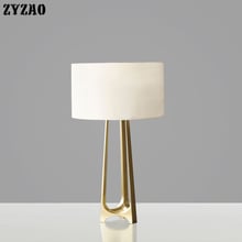 Современная креативная настольная мебель лампа для гостиной домашний декор прикроватная тумбочка для Спальни Дизайнерская Светодиодная настольная лампа железные художественные лампы 2024 - купить недорого