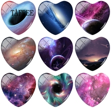 TAFREE Galaxy Nebula Glitter Photo Heart shaped Art Picture 25mm DIY Glass Cabochon Pattern Jewelry Accessories For Keychain 2024 - buy cheap