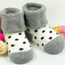 Высококачественные нескользящие носки для новорожденных, 3 пара/лот, носки для мальчиков и девочек с милым медведем, носки из 100% хлопка для детей 3 месяцев-3 лет 2024 - купить недорого