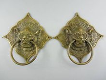 Um par de elaborados clássicos chineses decorados e artesanais, quintal de cobre, estátua, porta, knocker 2024 - compre barato